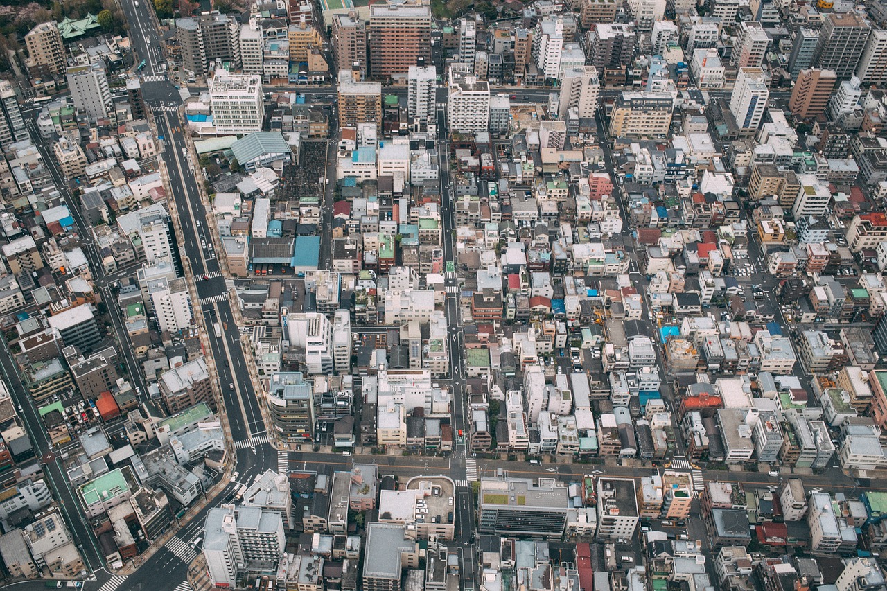 随着社会的快速发展，城市基础设施建设日益完善，管廊作为城市基础设施的重要组成部分，其安全稳定运行对于保障城市运行和人民生命财产安全具有重要意义。而管廊环境监控，特别是气体监控，是保障管廊安全稳定运行的重要手段之一。